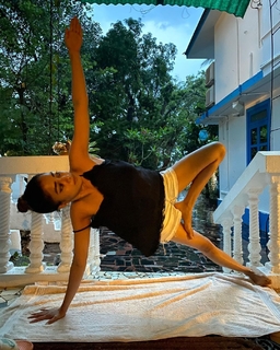 Tina Datta feet photo thumbnail