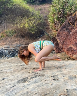 Tina Datta feet photo thumbnail