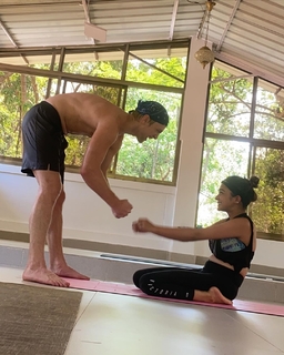 Tina Datta feet photo thumbnail