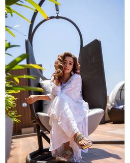 Tina Datta feet photo thumbnail