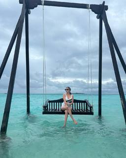 Tina Datta feet photo thumbnail