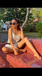 Tina Datta feet photo thumbnail