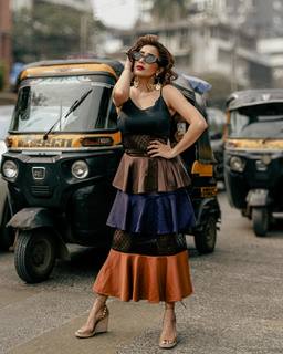 Tina Datta feet photo thumbnail