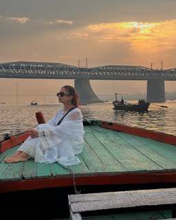 Tina Datta feet photo thumbnail