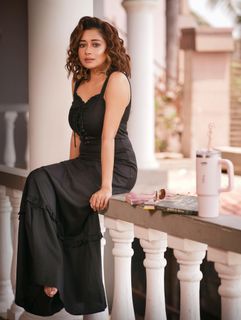 Tina Datta feet photo 8