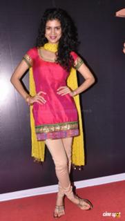 Tina Desai feet photo 1