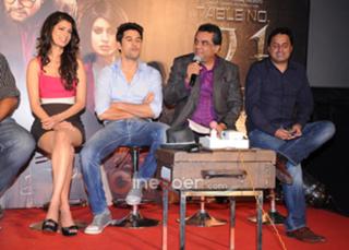 Tina Desai feet photo 6
