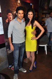 Tina Desai feet photo 5