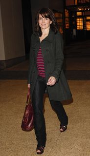 Tina Fey feet photo thumbnail
