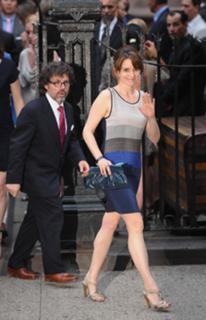 Tina Fey feet photo thumbnail