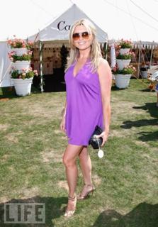 Tina Hobley feet photo 2