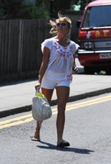 Tina Hobley feet photo 5