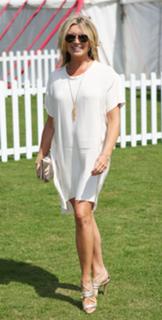 Tina Hobley feet photo 1