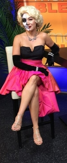 Tina Jennings feet photo 20