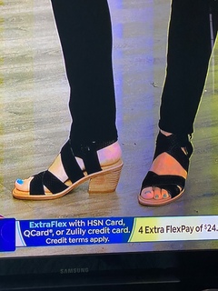 Tina Jennings feet photo 7