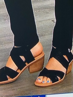 Tina Jennings feet photo 3