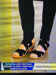 Tina Jennings feet photo 1