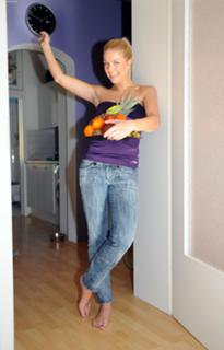 Tina Kaiser feet photo 3