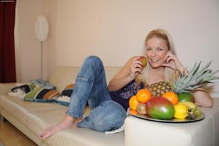 Tina Kaiser feet photo 16