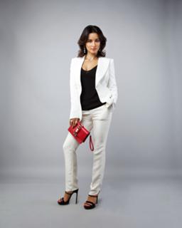 Tina Kandelaki feet photo thumbnail
