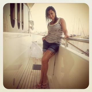 Tina Kandelaki feet photo thumbnail