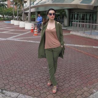 Tina Kandelaki feet photo thumbnail
