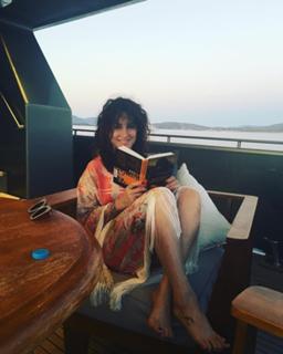 Tina Kandelaki feet photo thumbnail