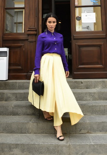 Tina Kandelaki feet photo thumbnail