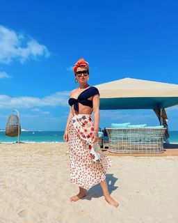Tina Kandelaki feet photo thumbnail
