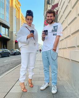 Tina Kandelaki feet photo thumbnail