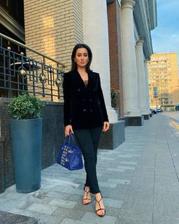 Tina Kandelaki feet photo thumbnail