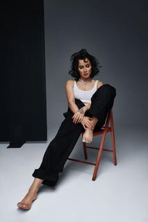 Tina Kandelaki feet photo thumbnail