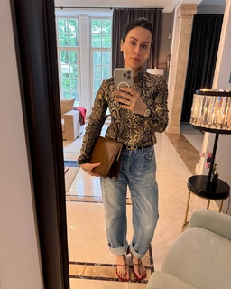 Tina Kandelaki feet photo thumbnail