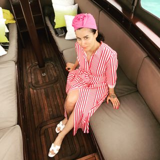 Tina Kandelaki feet photo thumbnail