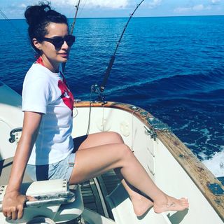Tina Kandelaki feet photo thumbnail