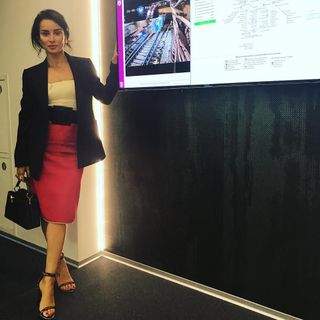 Tina Kandelaki feet photo thumbnail