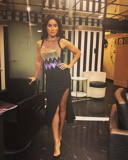 Tina Kandelaki feet photo thumbnail