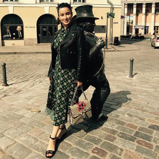 Tina Kandelaki feet photo thumbnail