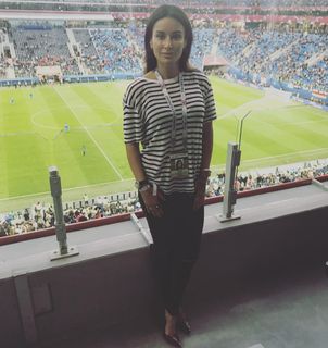 Tina Kandelaki feet photo thumbnail