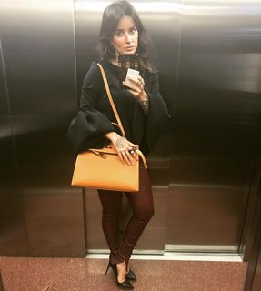 Tina Kandelaki feet photo thumbnail