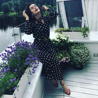 Tina Kandelaki feet photo thumbnail