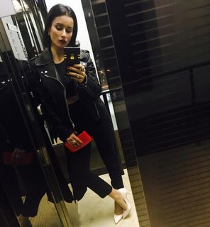Tina Kandelaki feet photo thumbnail