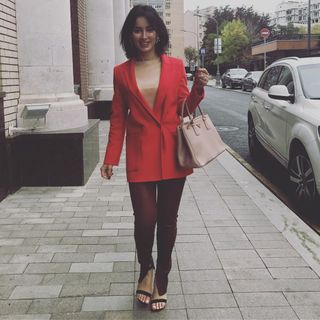 Tina Kandelaki feet photo thumbnail
