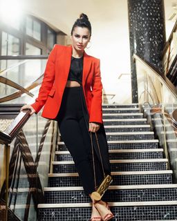 Tina Kandelaki feet photo thumbnail