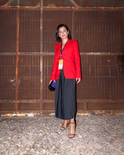 Tina Kandelaki feet photo thumbnail