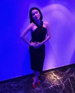 Tina Kandelaki feet photo thumbnail