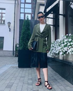 Tina Kandelaki feet photo thumbnail