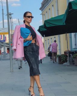 Tina Kandelaki feet photo thumbnail