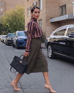 Tina Kandelaki feet photo thumbnail