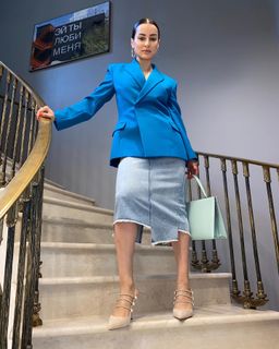 Tina Kandelaki feet photo thumbnail